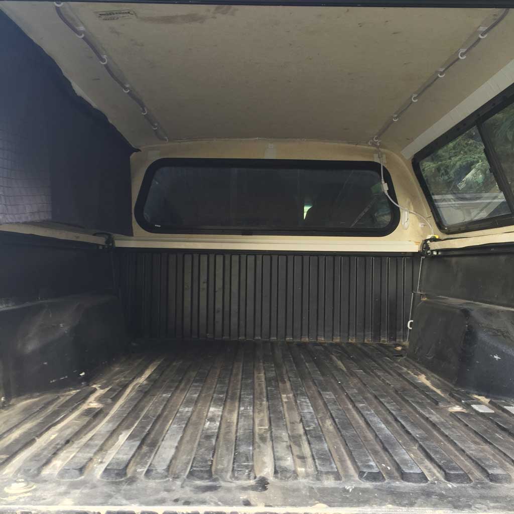 empty_truck_bed