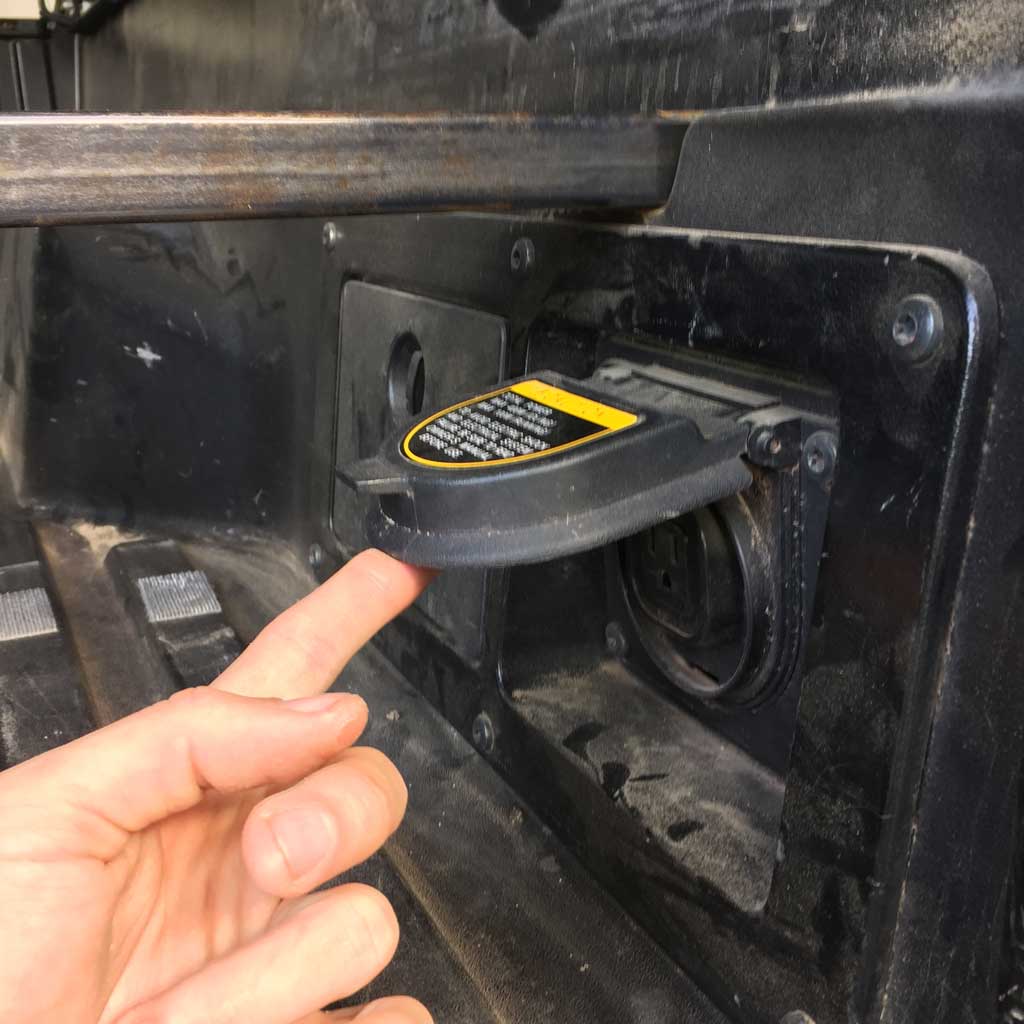 tacoma_power_outlet_for_charging